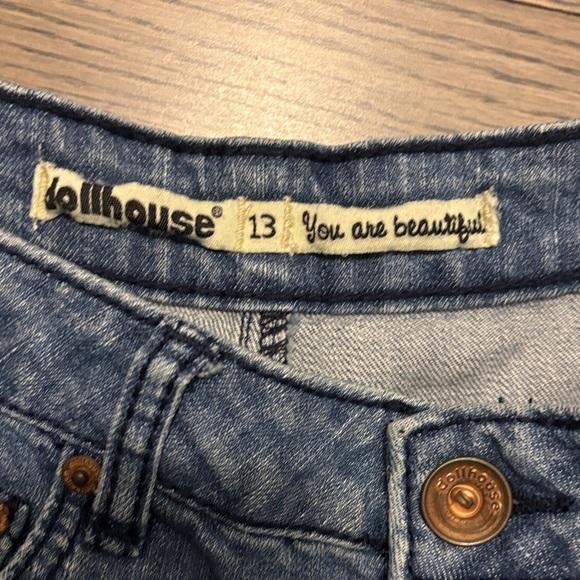 Dollhouse Blue and White Dip-Dye Jean Shorts - Picture 4 of 12